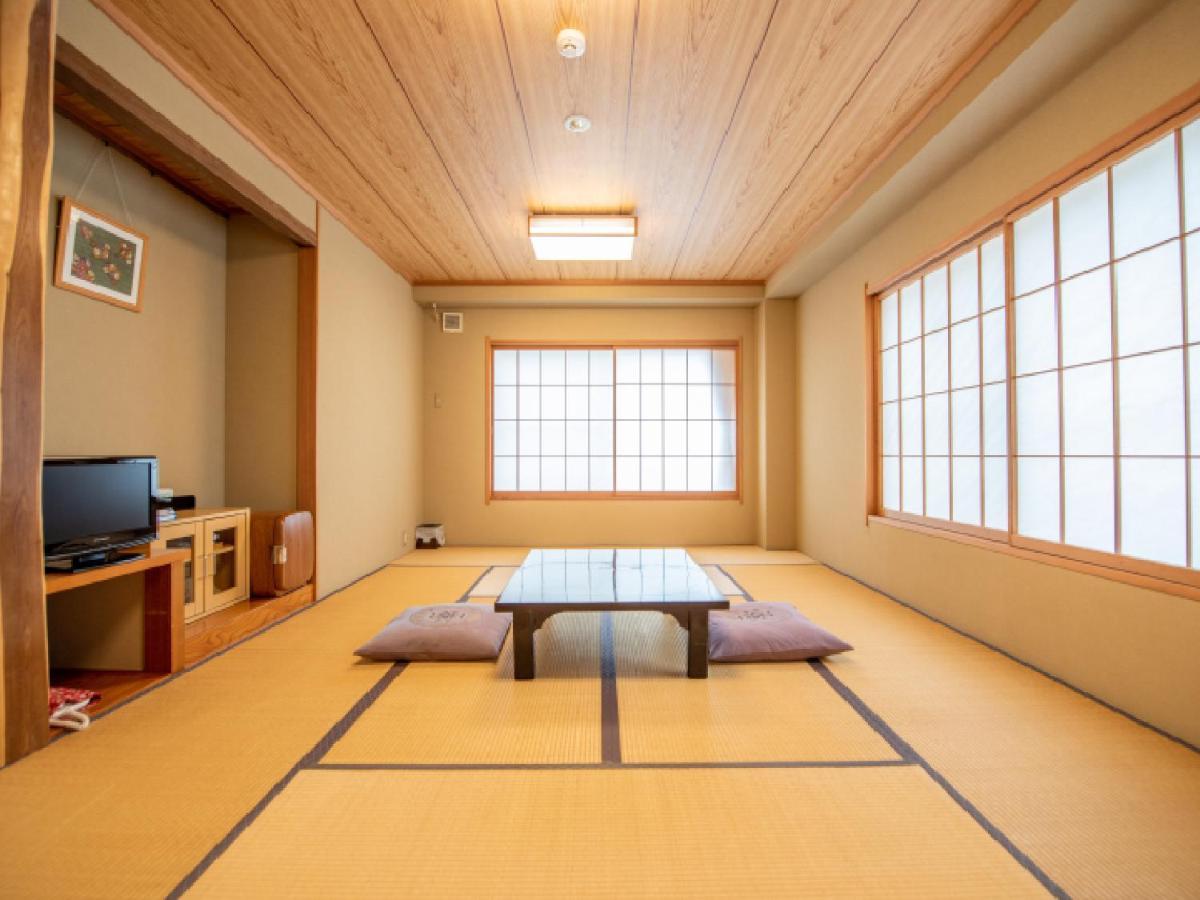 יאמנוצ'י Ryokan Hakura מראה חיצוני תמונה