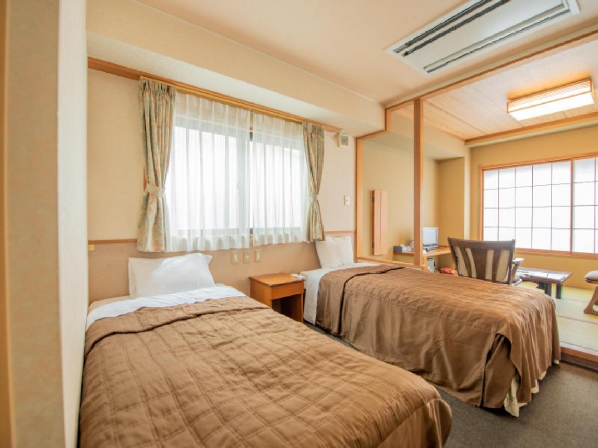 יאמנוצ'י Ryokan Hakura מראה חיצוני תמונה