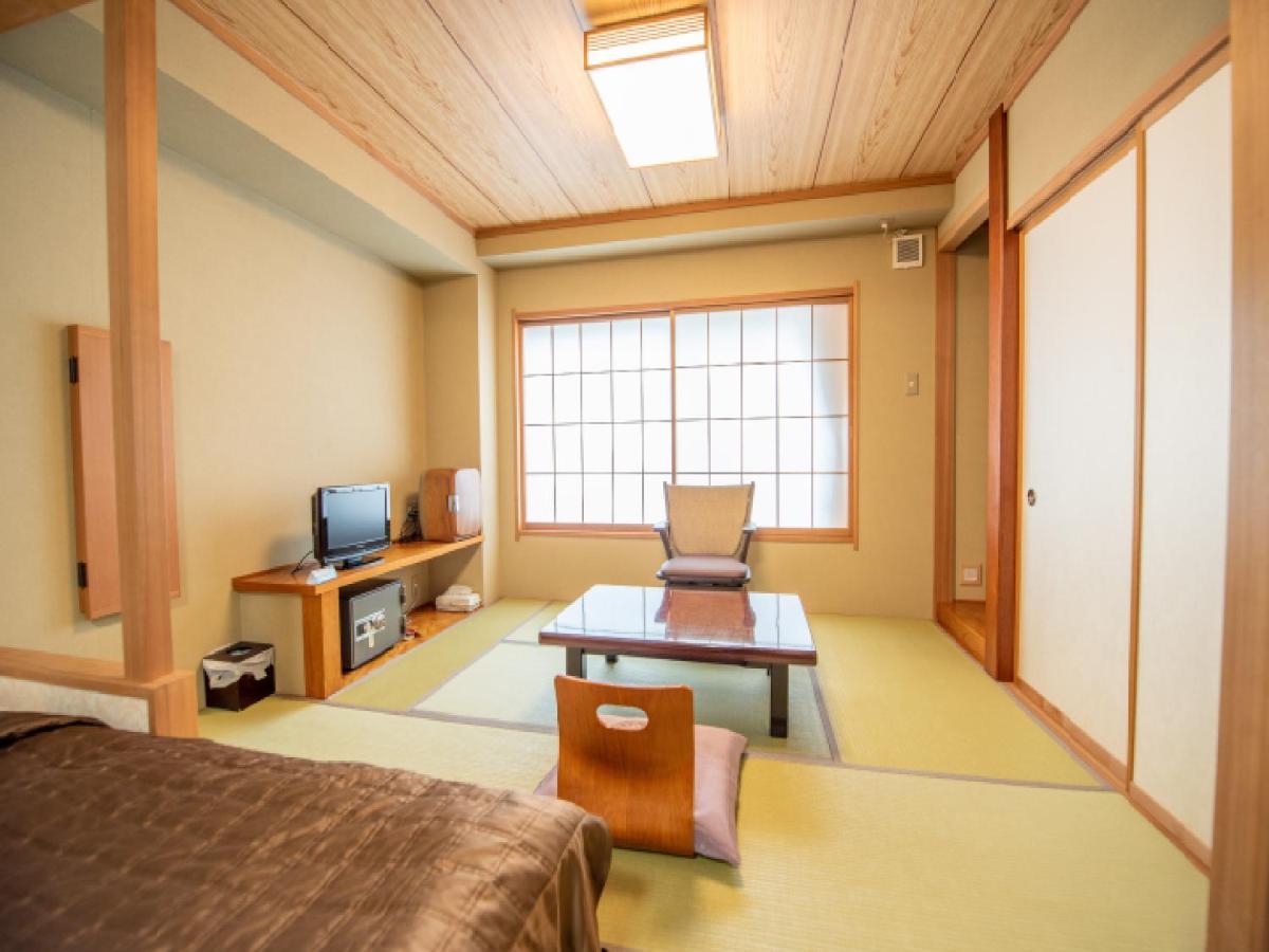 יאמנוצ'י Ryokan Hakura מראה חיצוני תמונה